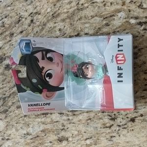 NIB Disney Infinity Vanellope Figurine